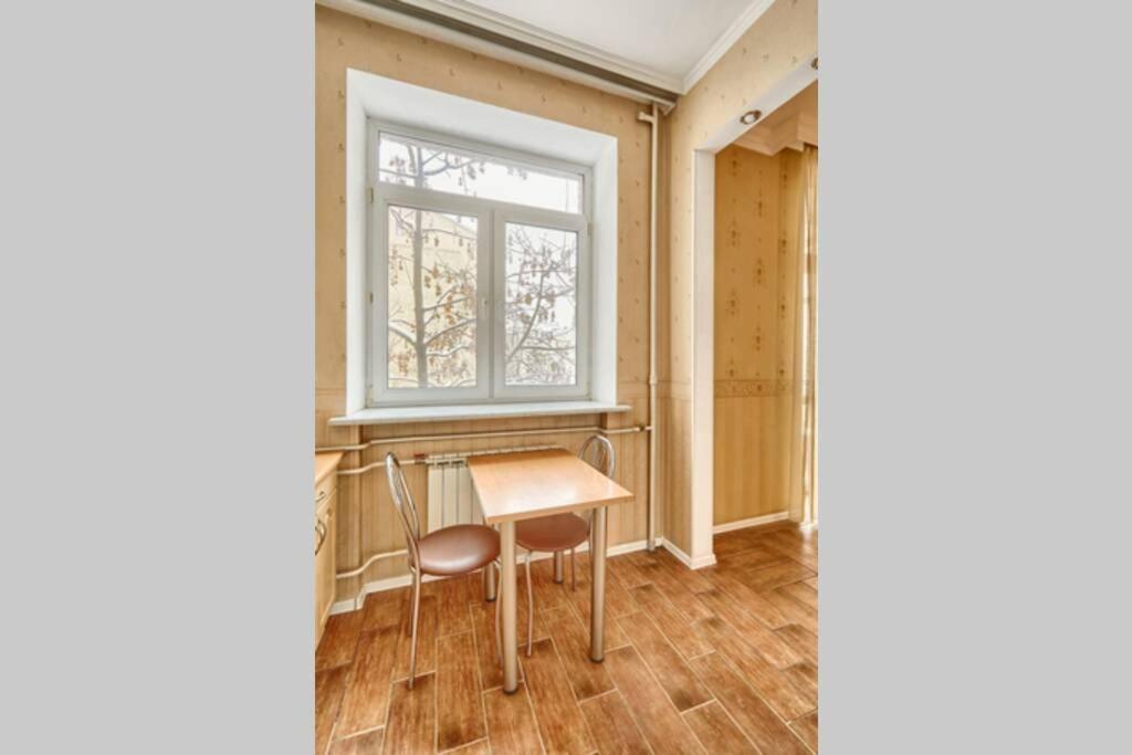 Apartment Near Bessarabsky Square Kiev Exterior foto